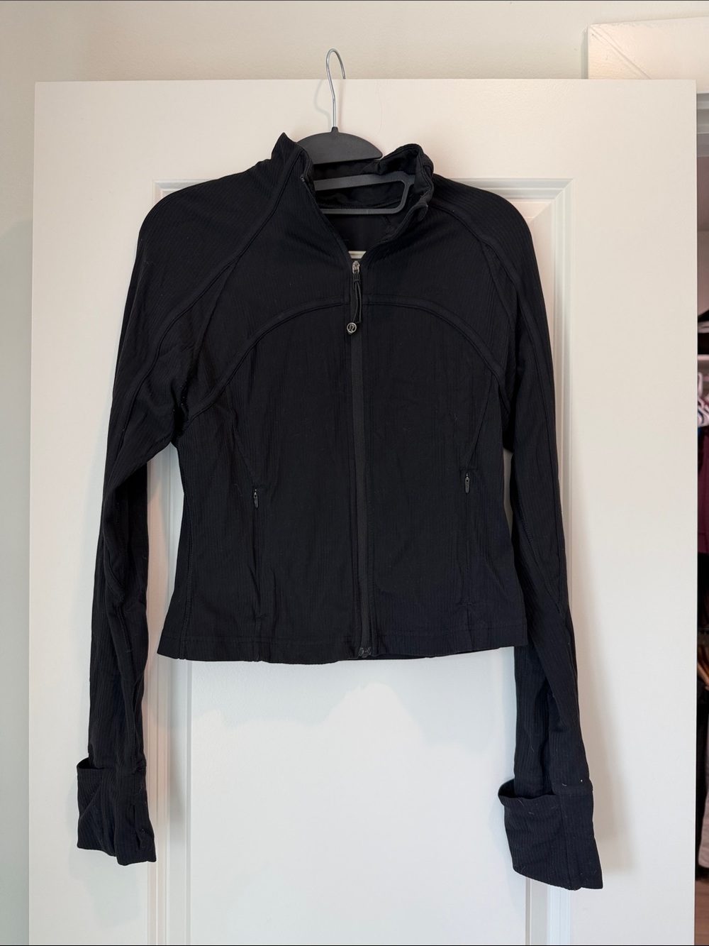 Lululemon Black Women's Full-Zip Jacket - Classic Lightweight Layer